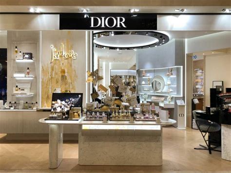 dior bon marche|dior boutique paris.